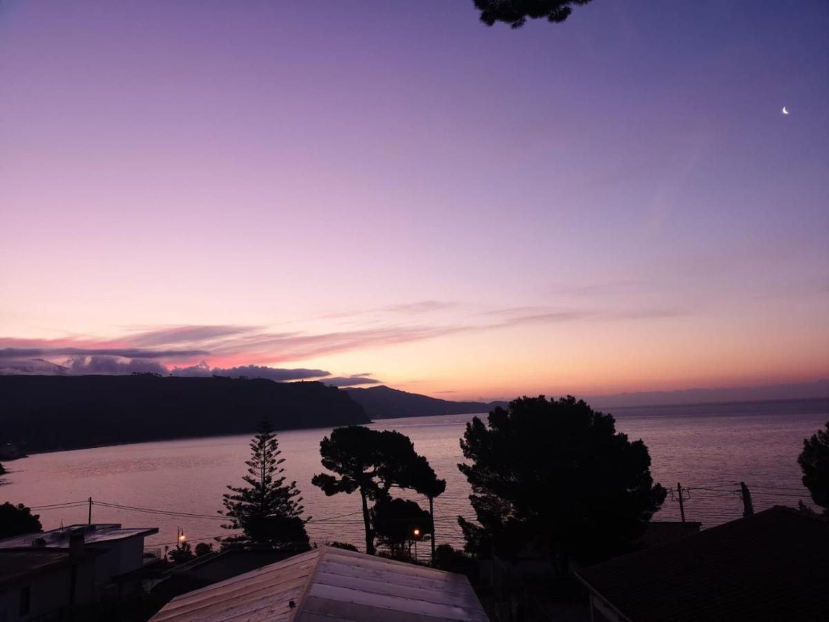 Villa Edwige B&B Castellabate Bagian luar foto